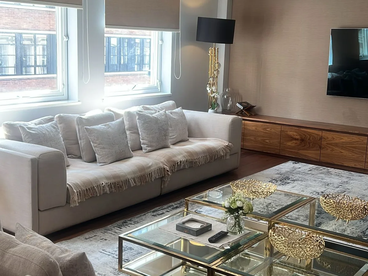 Pristine furnished living room after an end of tenancy clean