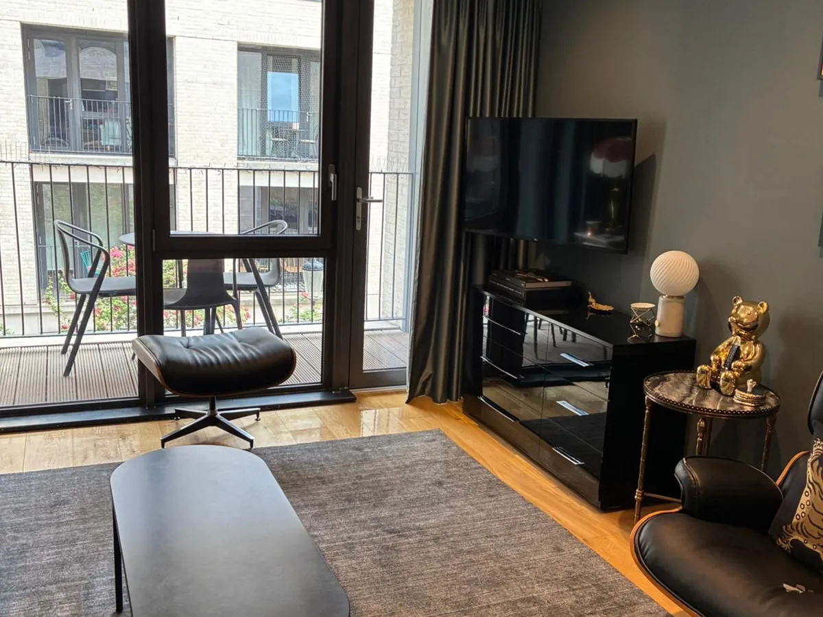 A bright, freshly cleaned living room